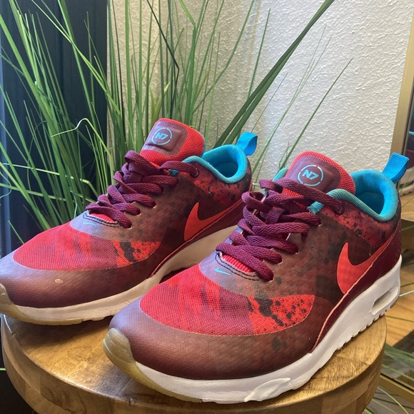 LIMITED EDITION Nike Air Max Thea Print N7 Burgundy Sneakers Women’s Size 7 - Picture 4 of 17